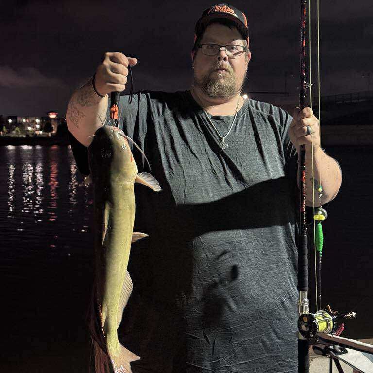 Catfish Pro Black Dragon Fire Casting Rod | 7'6" Glow