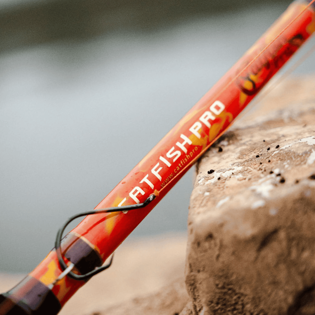 Catfish Pro Orange Dragon Fire Casting Glow Rod | 7'6"