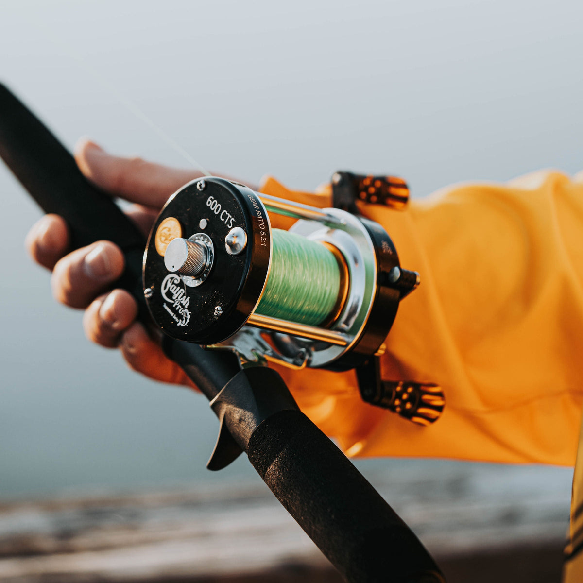 Catfish Pro 600CTS Round Baitcaster Reel | 19 lb Drag