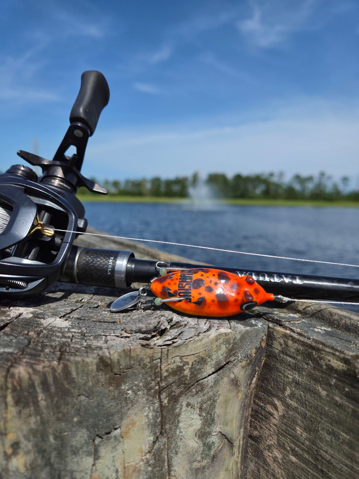 Invasive Lures Chop Frog Double-Bladed Topwater Frog