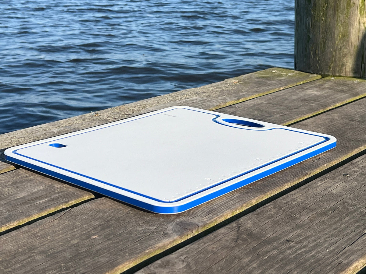 TRAPSKI Bucket Board | Made in USA | Marine-Grade HDPE | Fits 5-Gallon Buckets & Coolers | Integrated Ruler | Non-Skid Feet | Fillet, Bait Prep & Gear