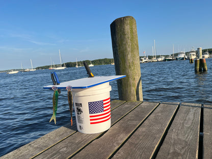 TRAPSKI Bucket Board | Made in USA | Marine-Grade HDPE | Fits 5-Gallon Buckets & Coolers | Integrated Ruler | Non-Skid Feet | Fillet, Bait Prep & Gear