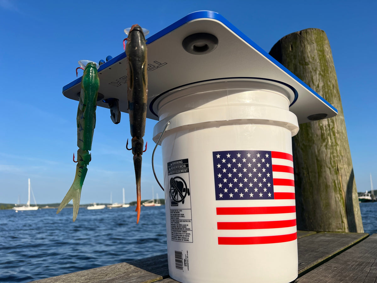 TRAPSKI Bucket Board | Made in USA | Marine-Grade HDPE | Fits 5-Gallon Buckets & Coolers | Integrated Ruler | Non-Skid Feet | Fillet, Bait Prep & Gear