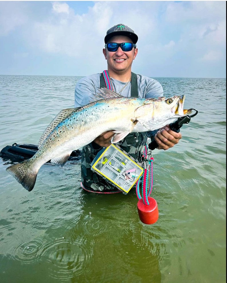 Knockin Tail Lure 3.25" Baby Trout 6-Pack — Built-In Rattle