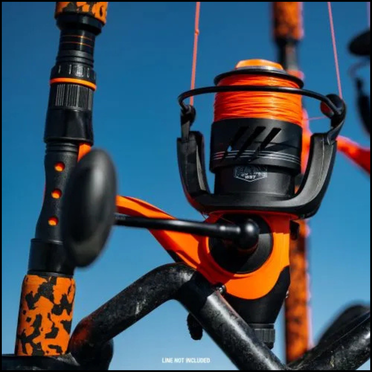 WST Hog Seeker Baitrunner Spinning Combo 7'6" MH