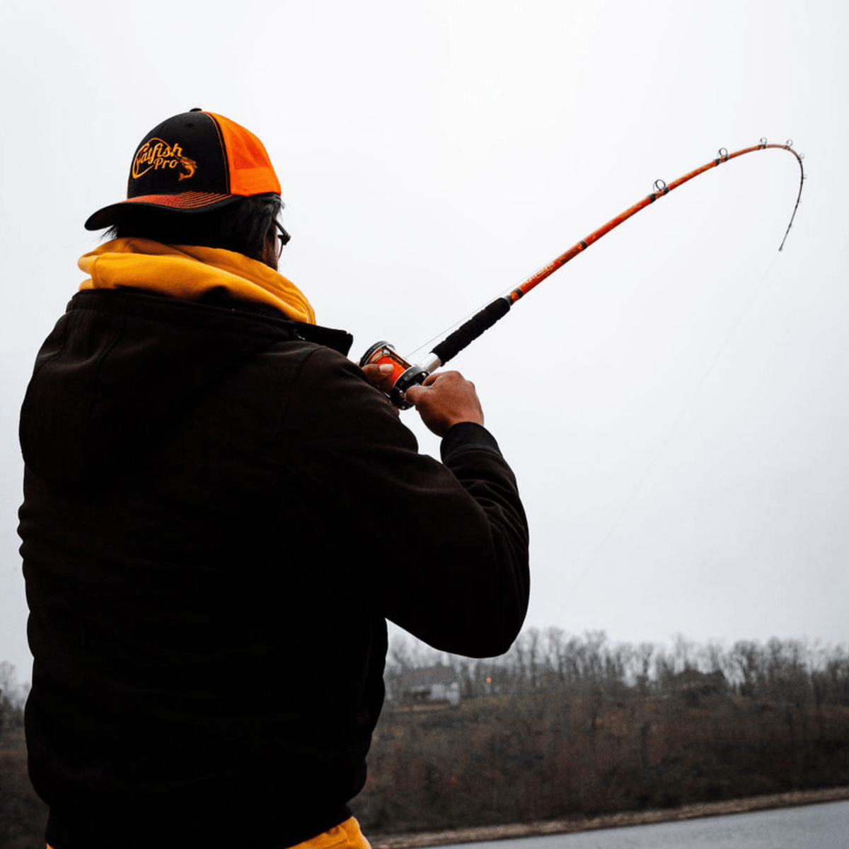 Catfish Pro Orange Dragon Fire Casting Glow Rod | 7'6"
